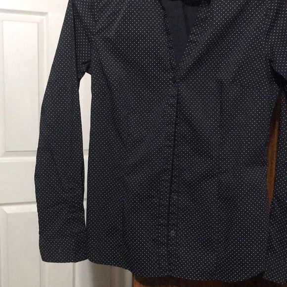 Black shirt - Picture 4 of 4